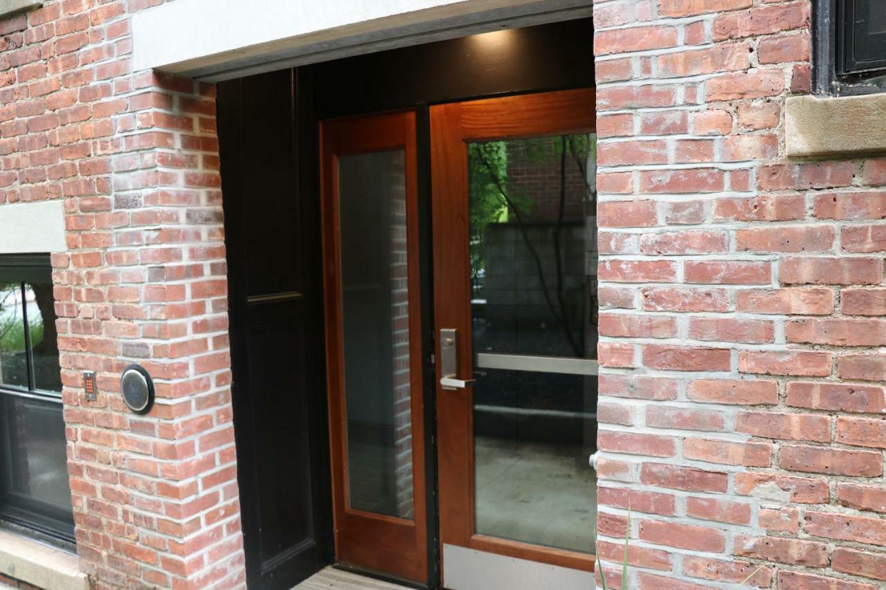 A Stylish Stay W/ A Queen Bed, Heated Floors.. #21 Brookline Exterior photo