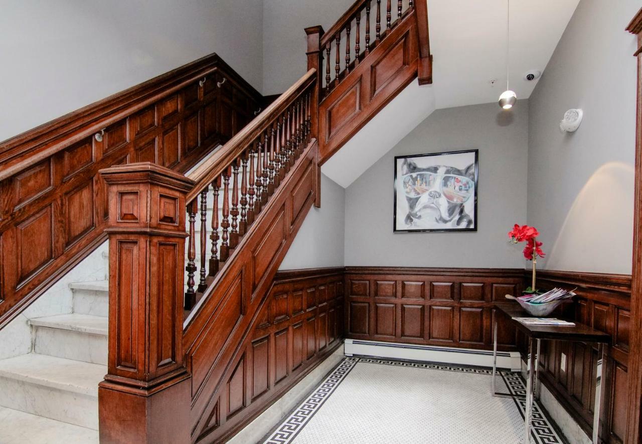 A Stylish Stay W/ A Queen Bed, Heated Floors.. #21 Brookline Exterior photo