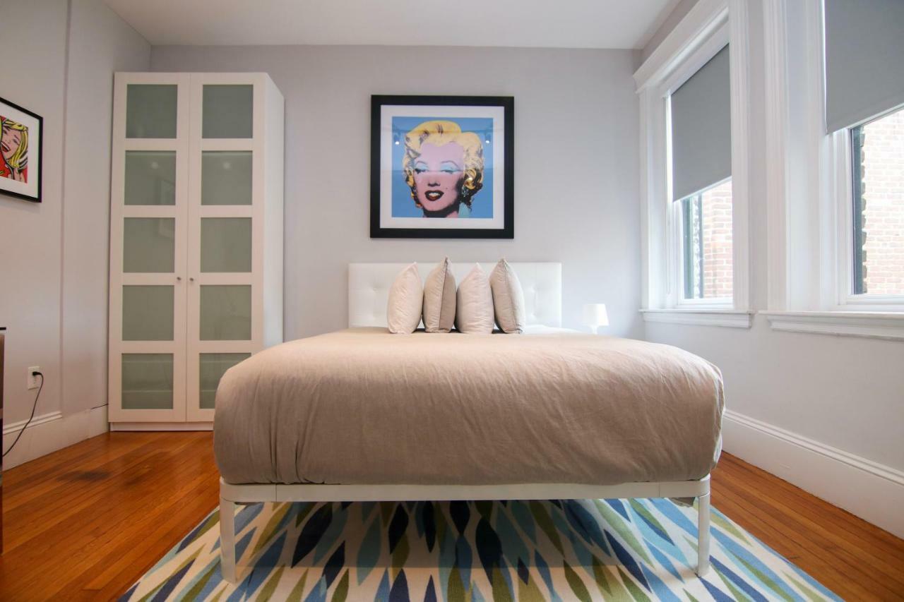 A Stylish Stay W/ A Queen Bed, Heated Floors.. #21 Brookline Exterior photo
