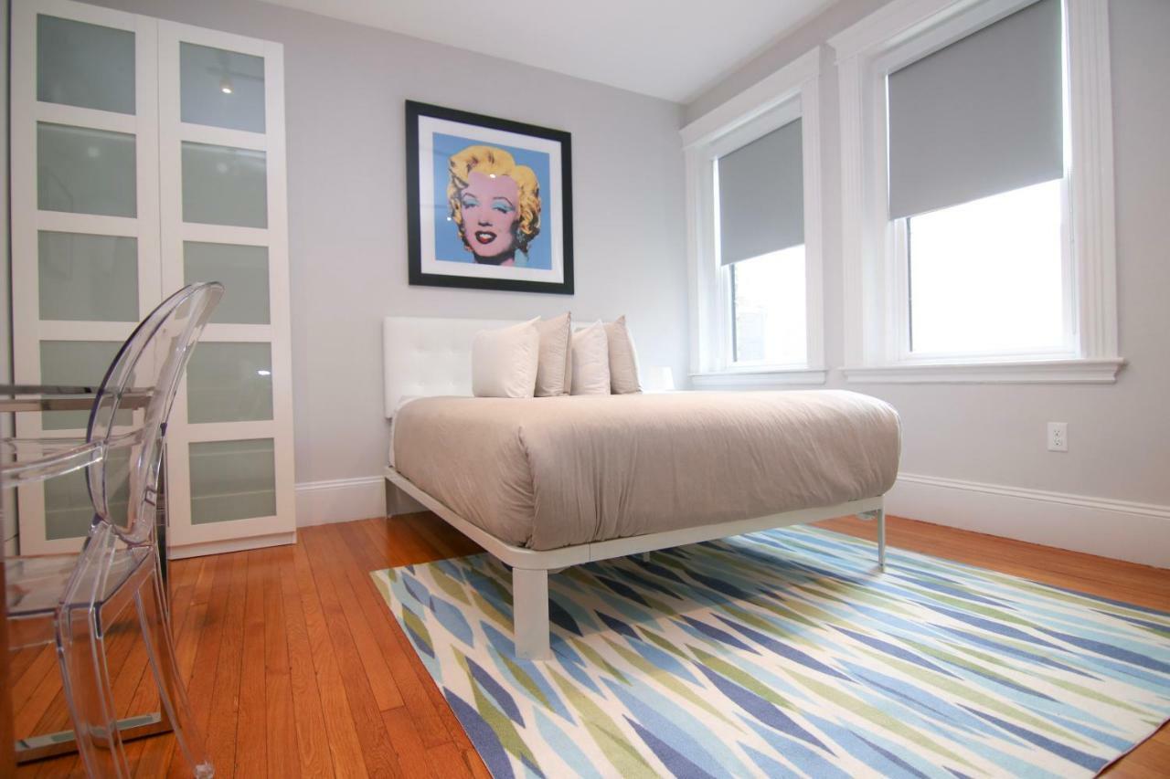 A Stylish Stay W/ A Queen Bed, Heated Floors.. #21 Brookline Exterior photo